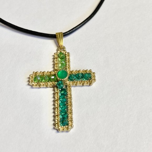 Vintage Gold Bead Cross Pendant Necklace Green Hand Beaded Plated 24" Christian - Picture 6 of 8